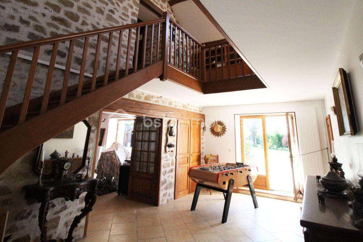 Maison à LA CHAPELLE-RABLAIS