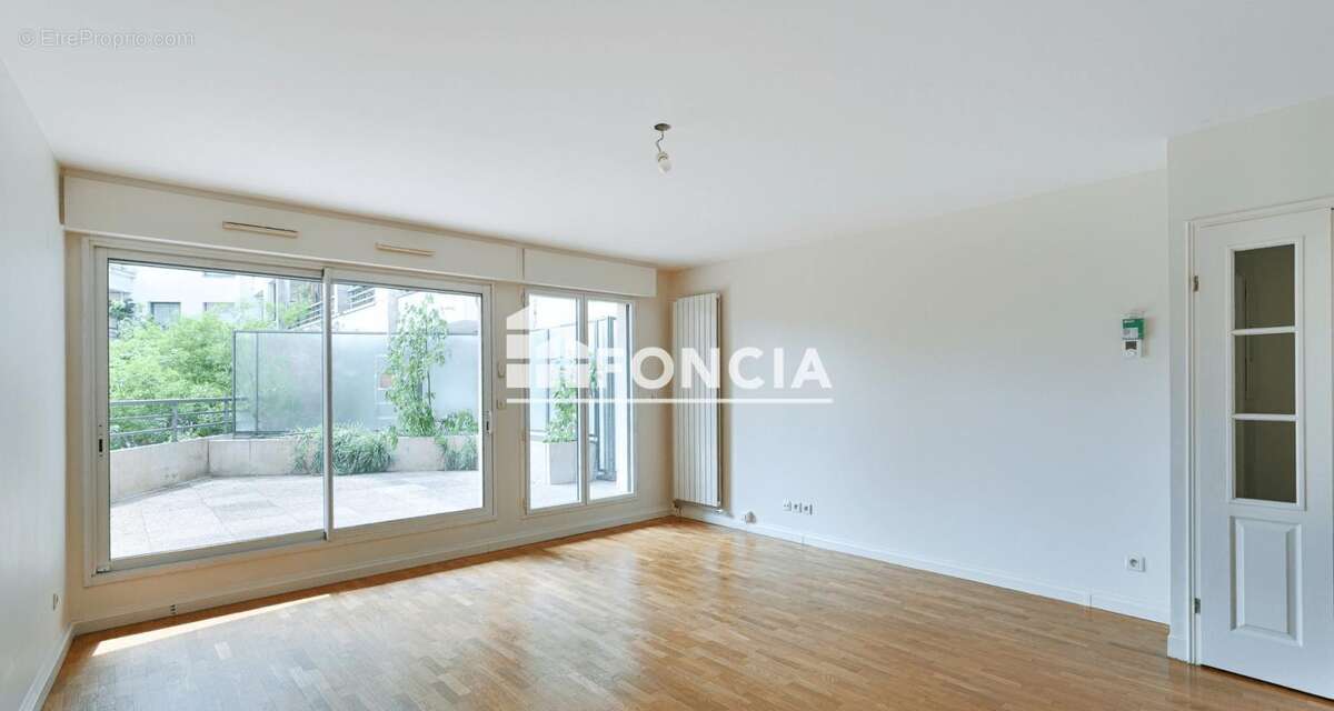 Appartement à ISSY-LES-MOULINEAUX