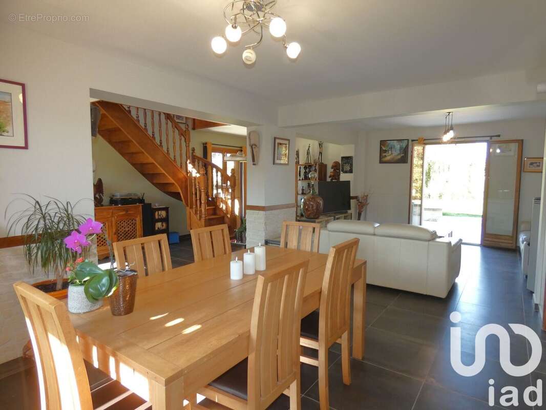 Photo 4 - Maison à CIVRY-LA-FORET