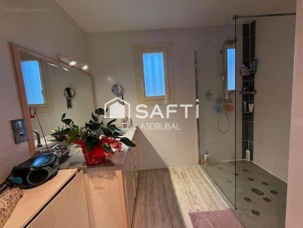 Photo 9 - Maison à LES ARQUES