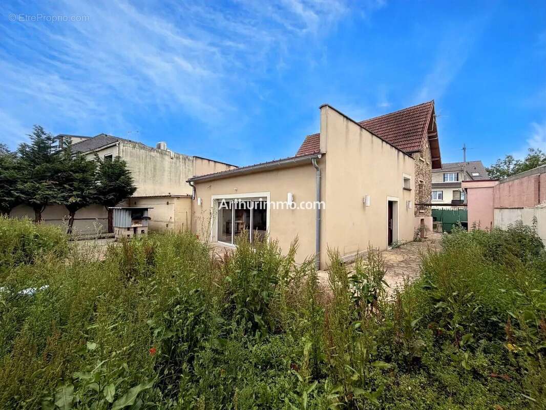 Maison à SUCY-EN-BRIE