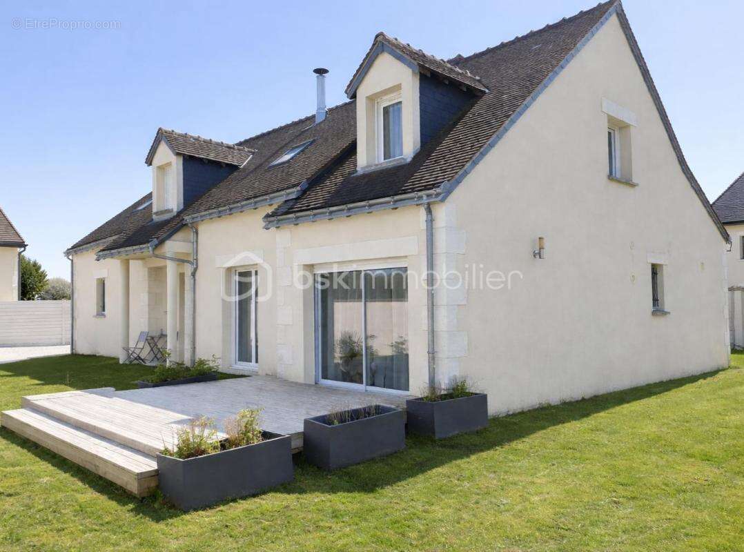 Maison à MANTHELAN
