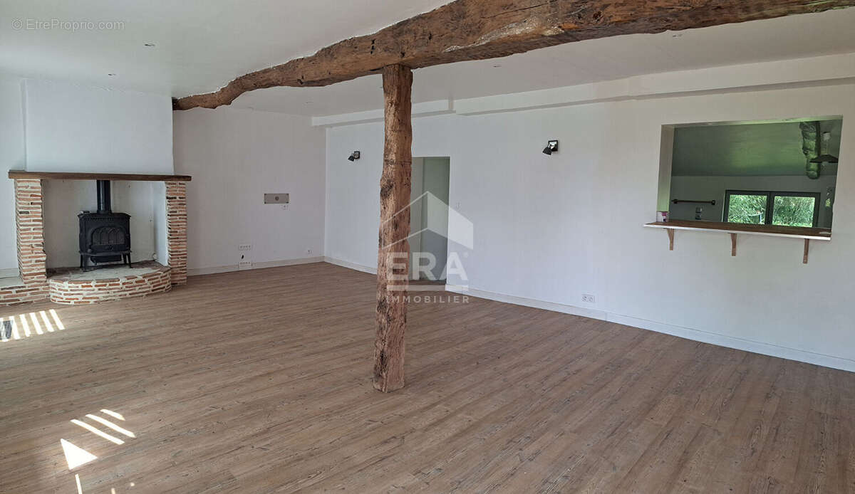 Maison à MONTPON-MENESTEROL