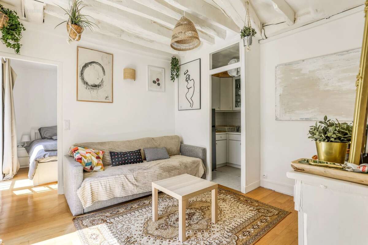 Appartement à PARIS-4E