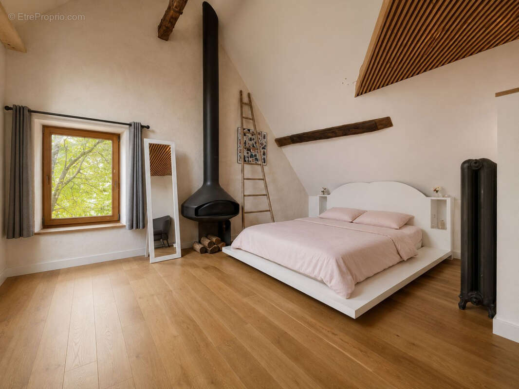 Maison 92 m² à Bagnolet  - photo 4