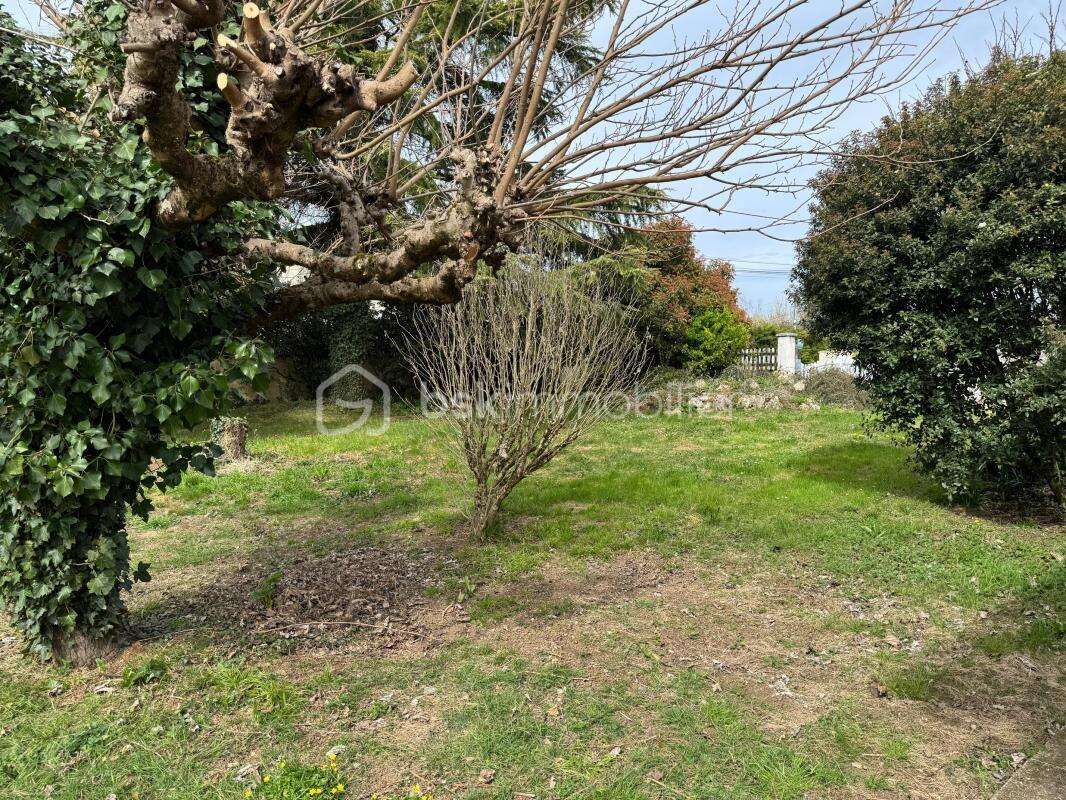 Maison à SAINT-QUENTIN-DE-BARON