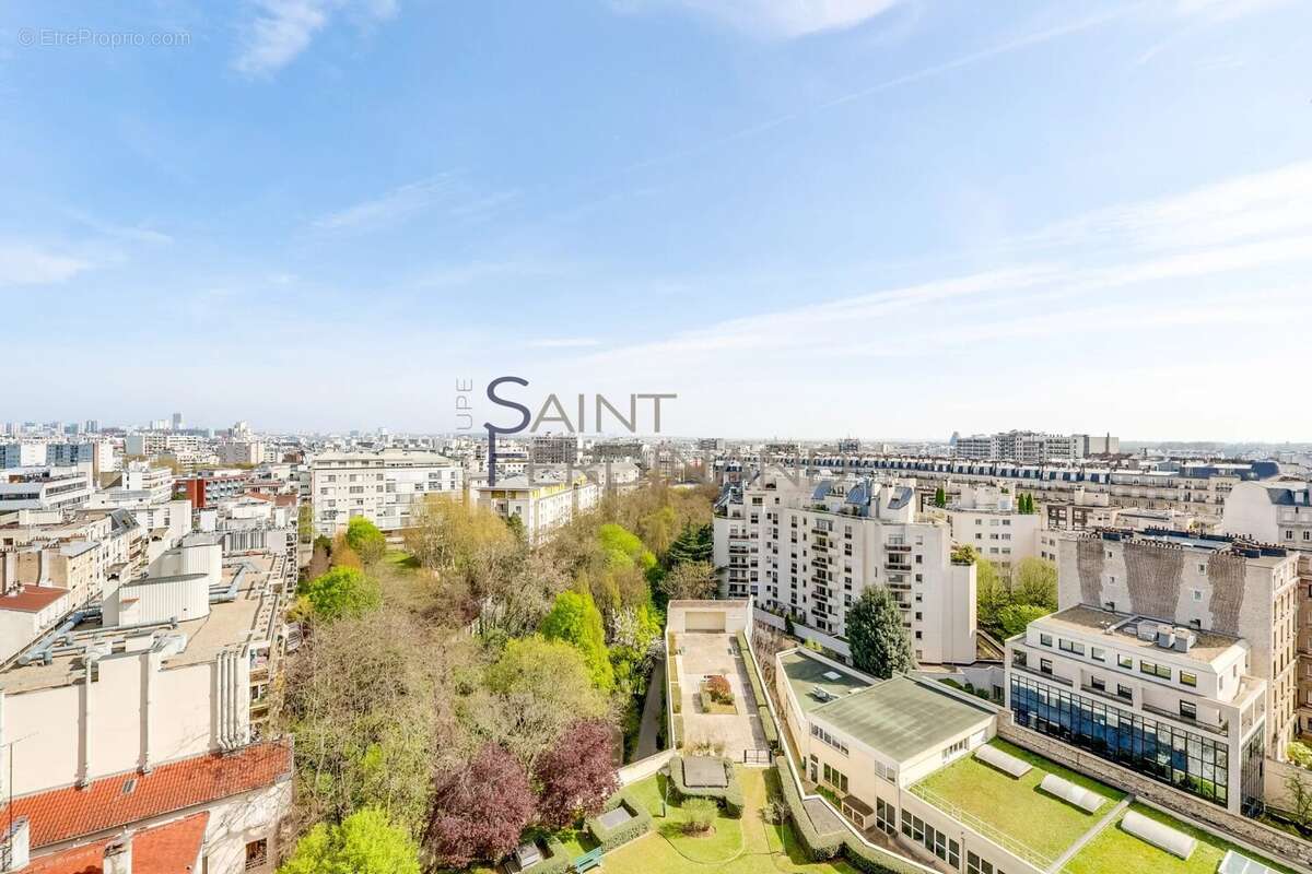 Appartement à PARIS-12E