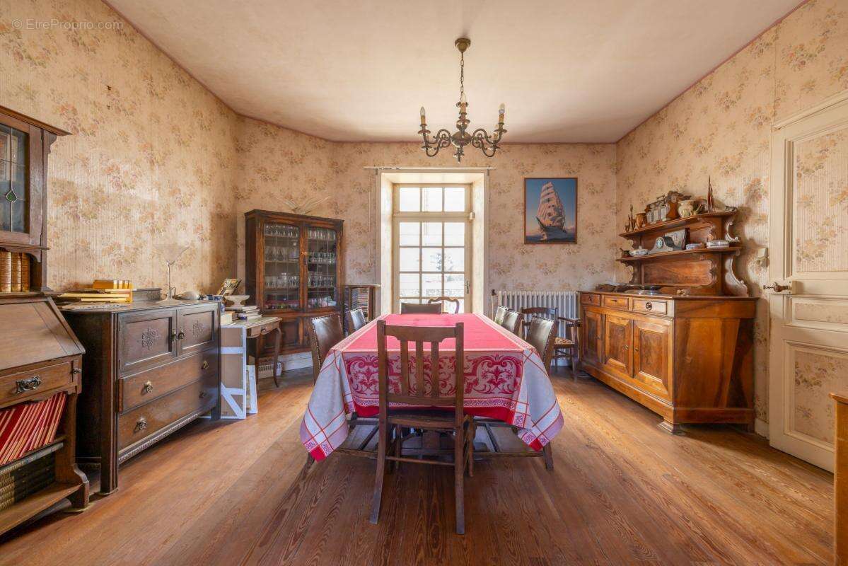 Maison à LA MONTAGNE