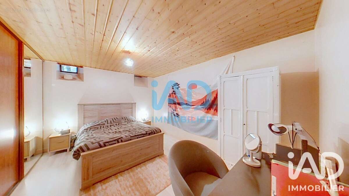Maison 142 m² à Herment  - photo 9