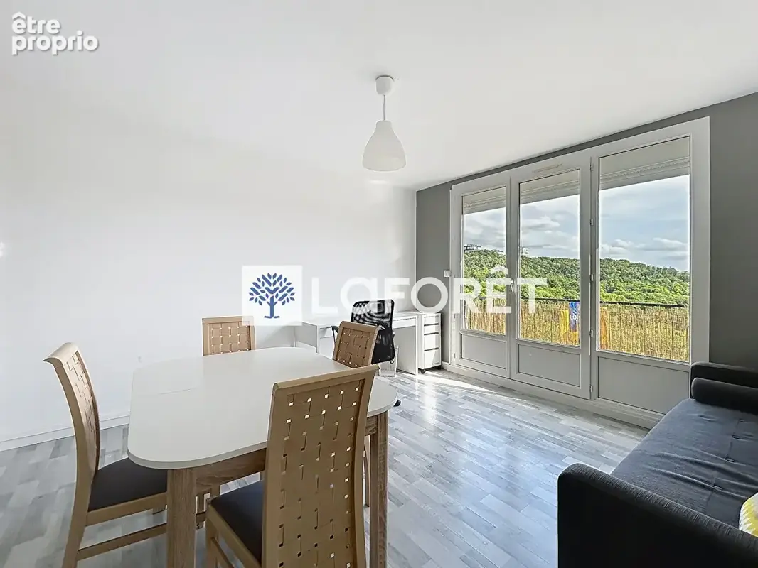 Appartement meublé vendu loué ? Dernier étage - photo 2