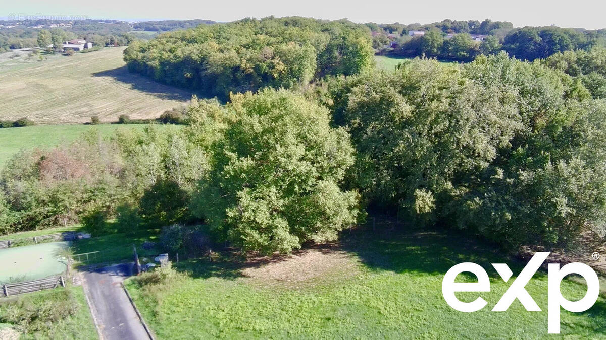 single Photo - Terrain à AUBIAC