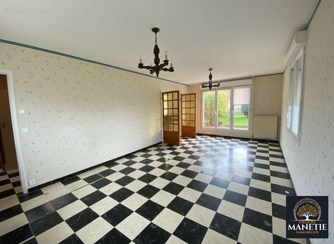 Maison à HAUTE-AVESNES