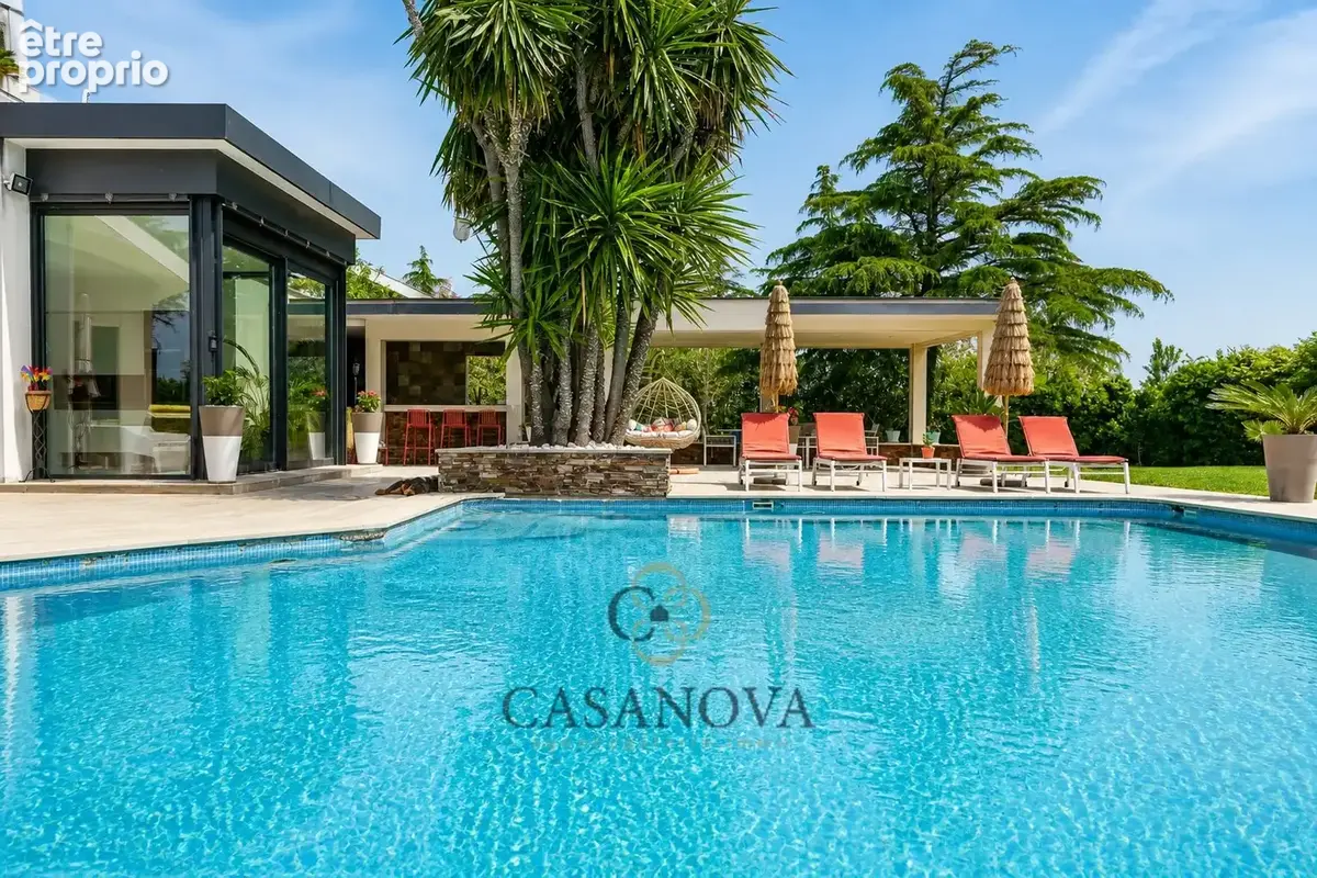 Propriété de 351 m² avec piscine et terrain de 7 310 m² aux portes de Montpellier - photo 10