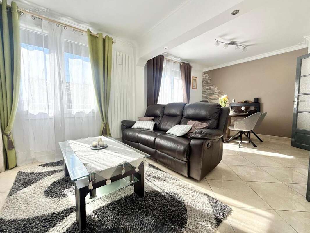 Photo 3 - Maison à CHILLY-MAZARIN