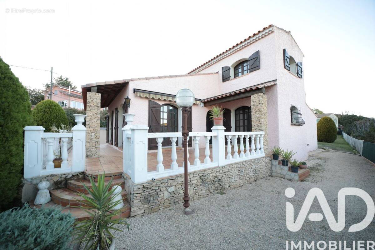 Photo 1 - Maison à MARSEILLE-12E