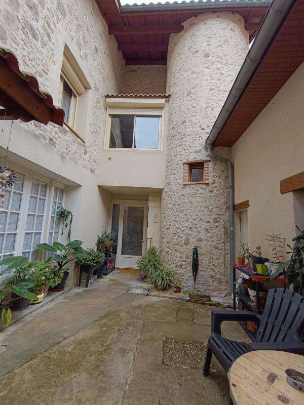 Maison très gros potentiel - photo 3