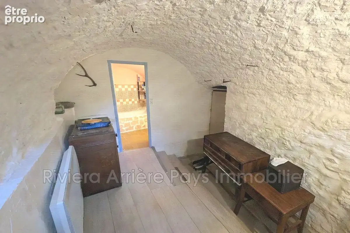 Maison 2 pièces 48 m² à vendre à Le Fugeret (04240) - photo 4
