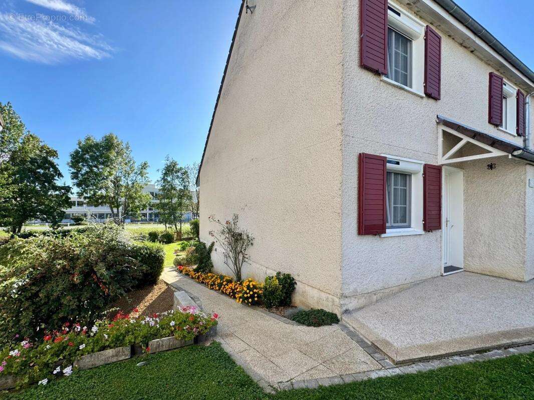 Maison à LA FERTE-GAUCHER