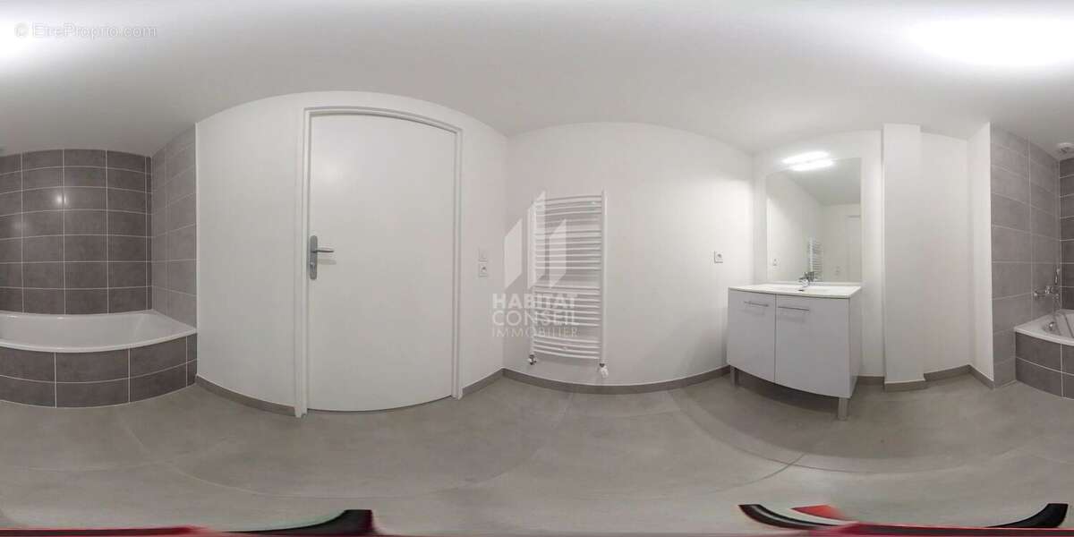 Appartement à BOURGOIN-JALLIEU
