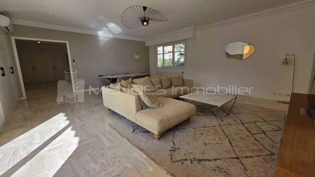 Appartement à CAP-D'AIL