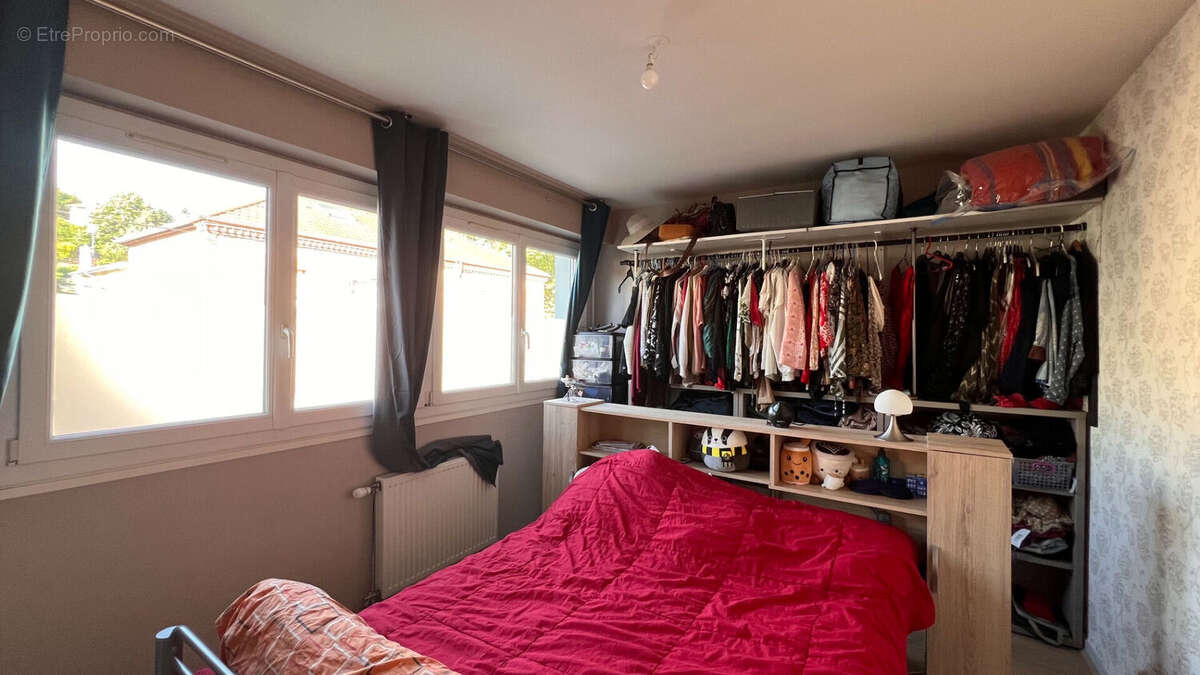 Appartement à SAINT-ETIENNE
