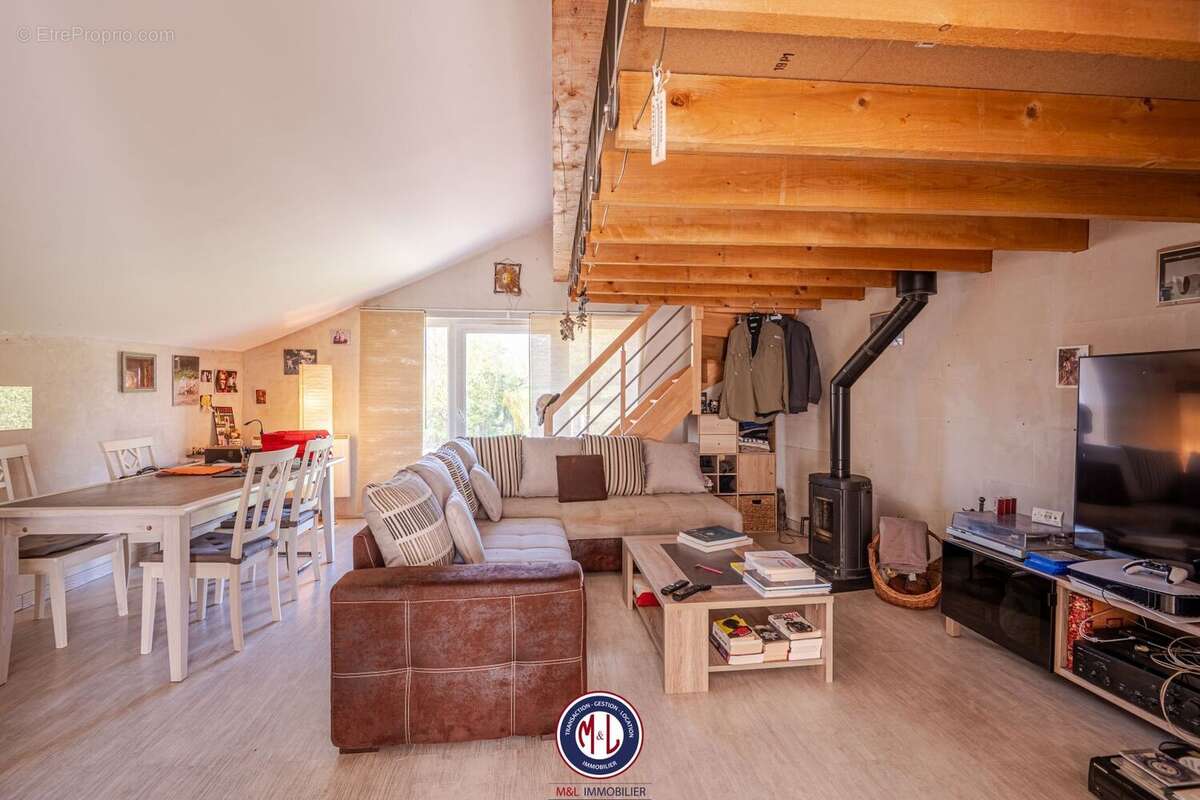 Maison à CHARLY-ORADOUR