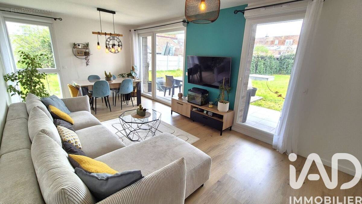 Photo 1 - Appartement à MONS-EN-BAROEUL