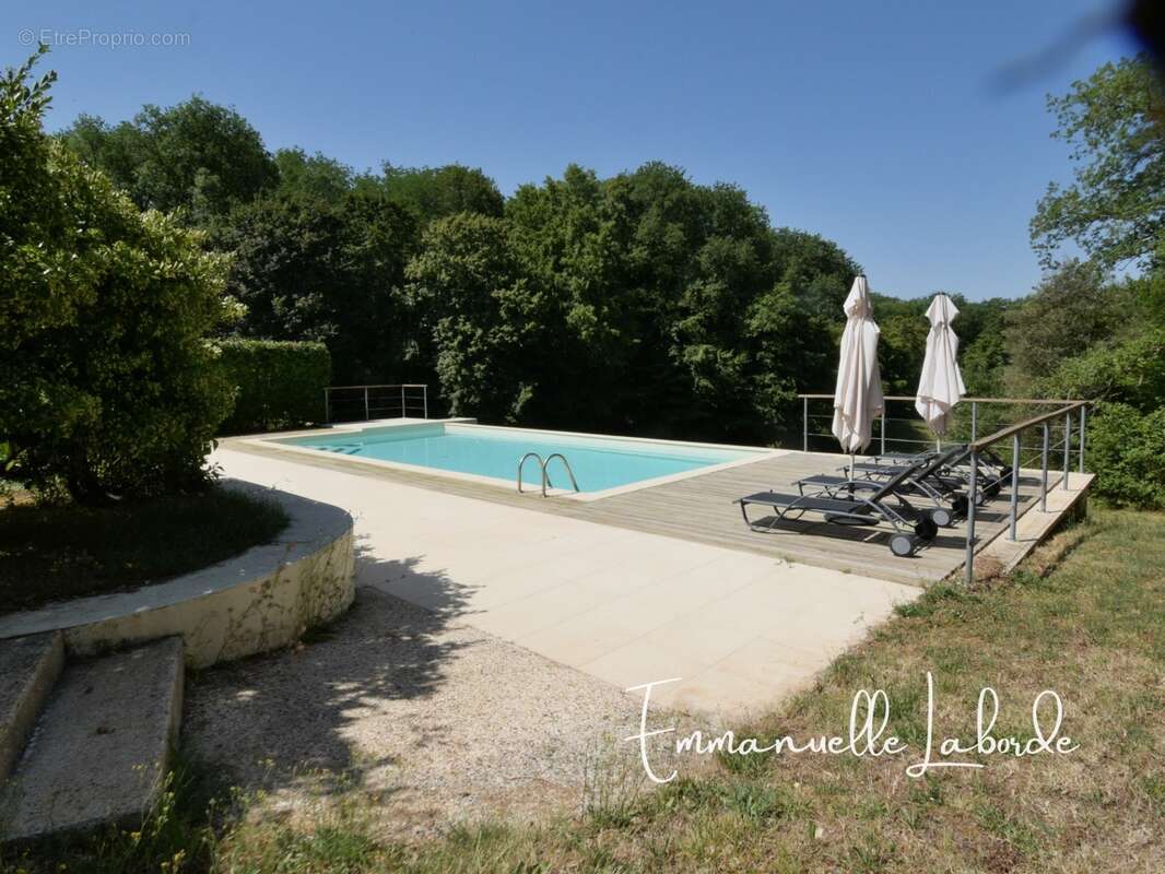 Propriété en pierre avec maison d’amis, piscine et 2,5 hectares LALINDE (24) - photo 18