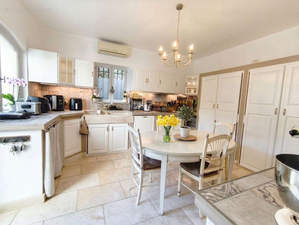 Maison à SAINT-REMY-DE-PROVENCE