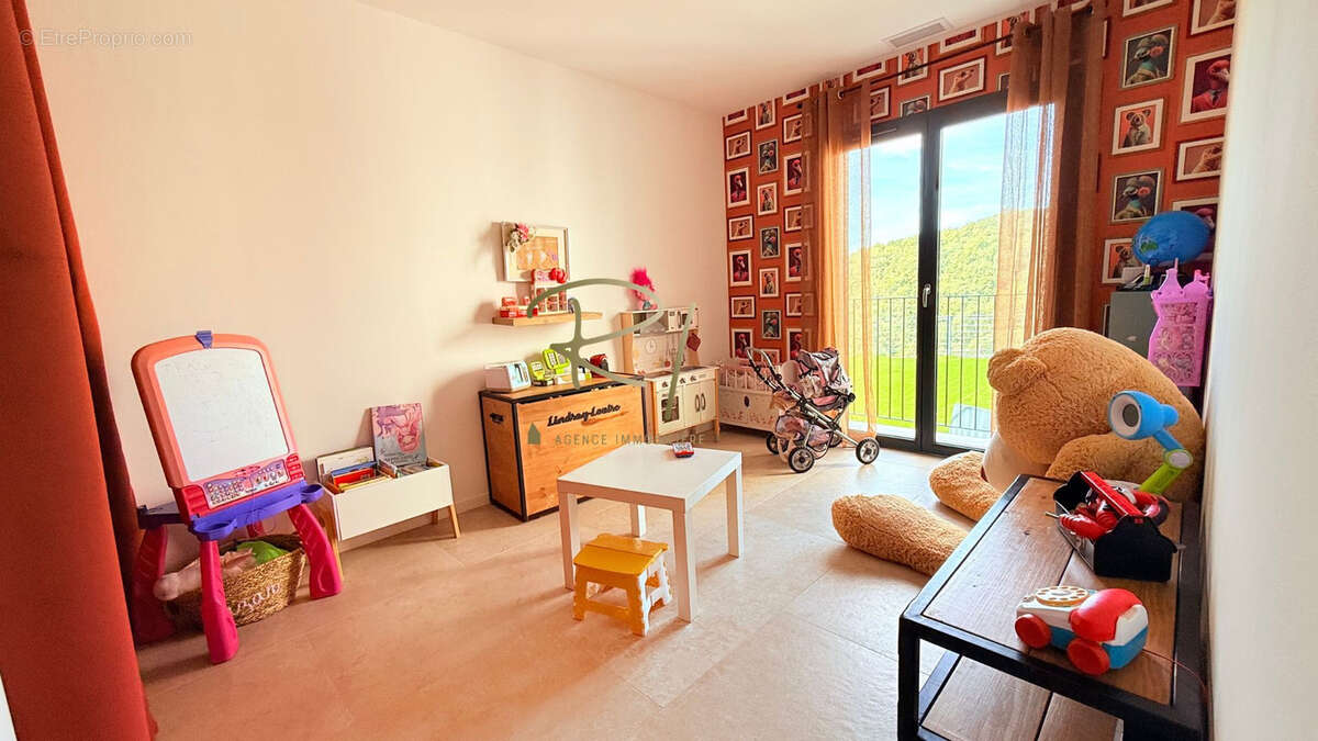 Maison à SAINT-JEAN-DU-PIN