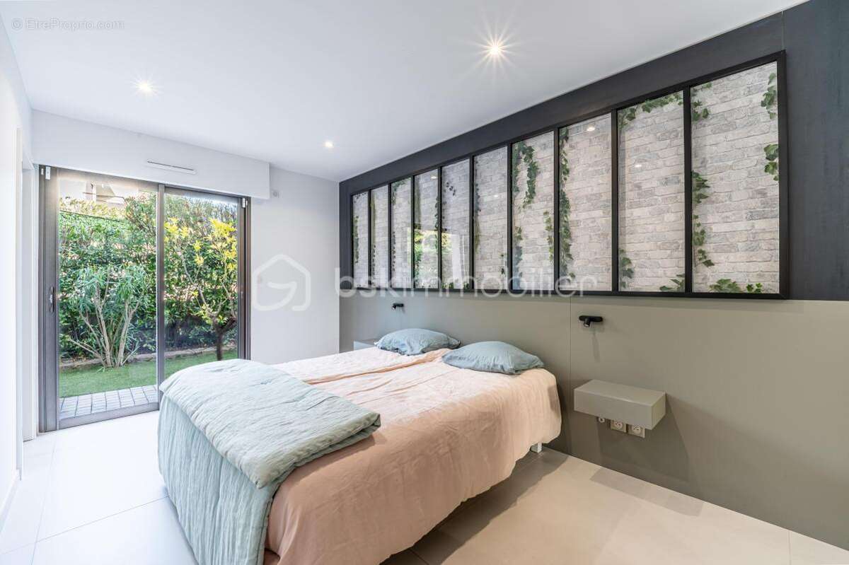 Magnifique T4 type Villa sur le toit / Vue mer / Terrasse + solarium 150 m² - photo 12