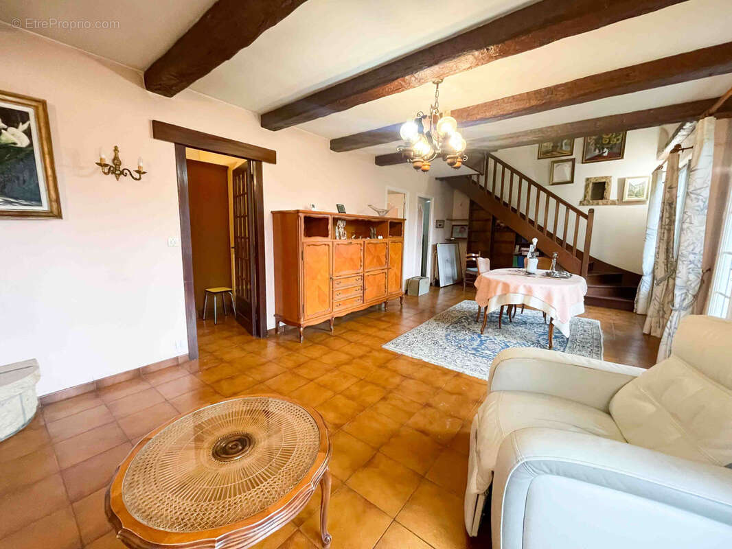 Maison à LOGONNA-DAOULAS