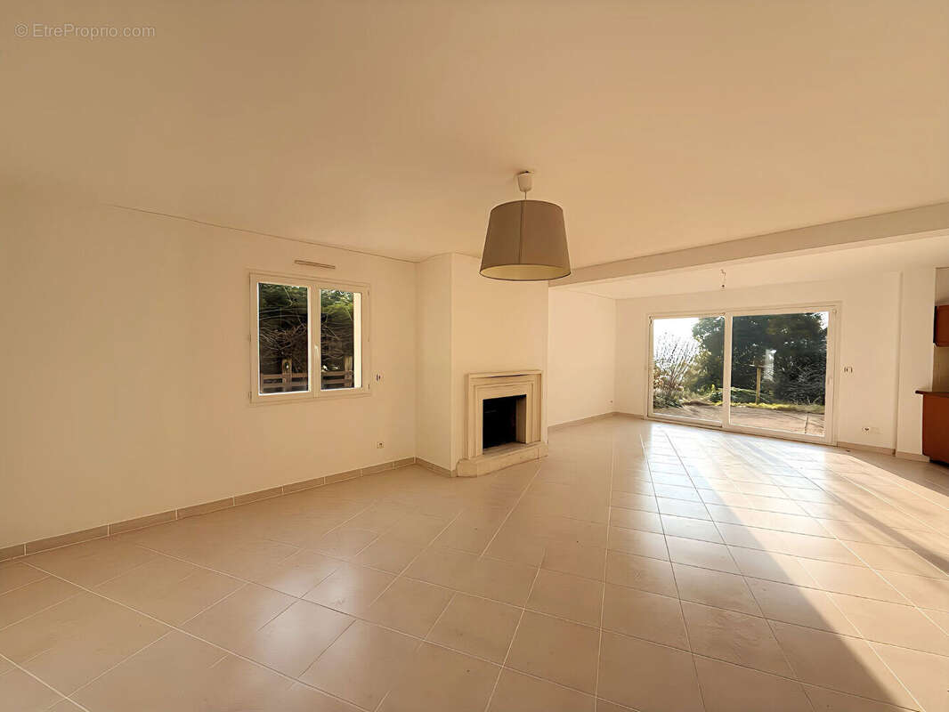 Maison à JOUY-EN-JOSAS