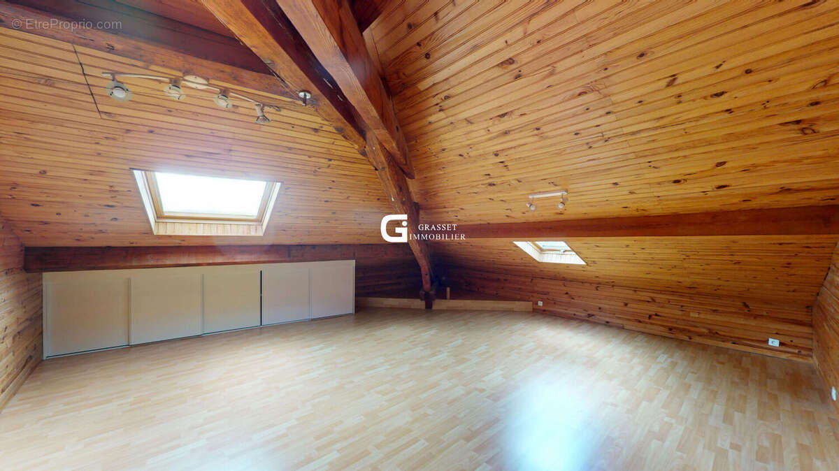 Appartement à OYONNAX