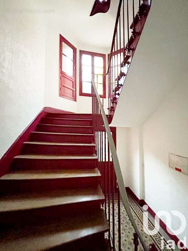 Photo 9 - Appartement à COURBEVOIE