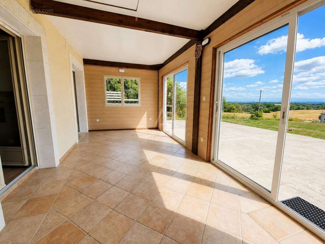 Maison béarnaise de caractère  150 m² habitables + combles aménageables  Fort potentiel  Proche Orthez - photo 4