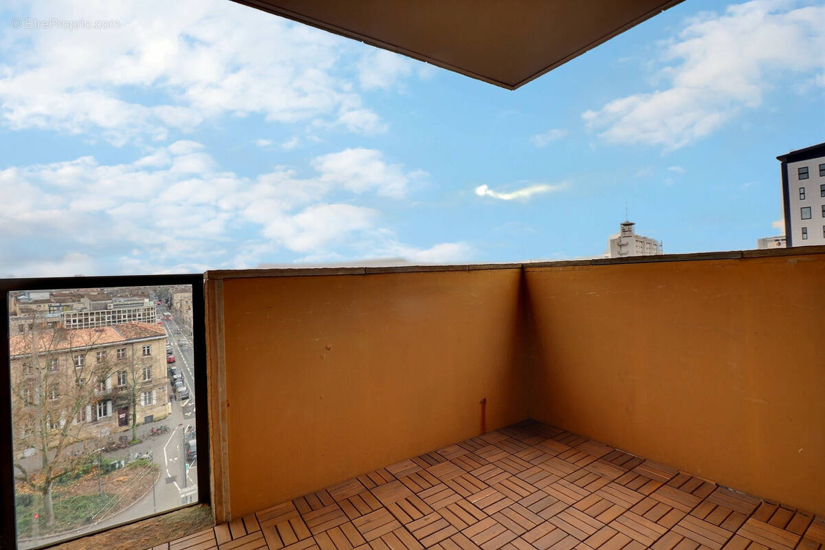 Appartement à BORDEAUX