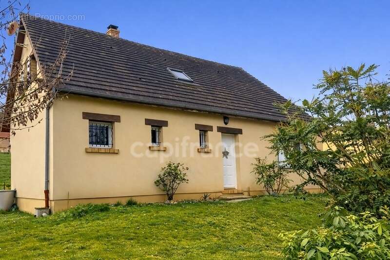 Maison à SAINT-JUST