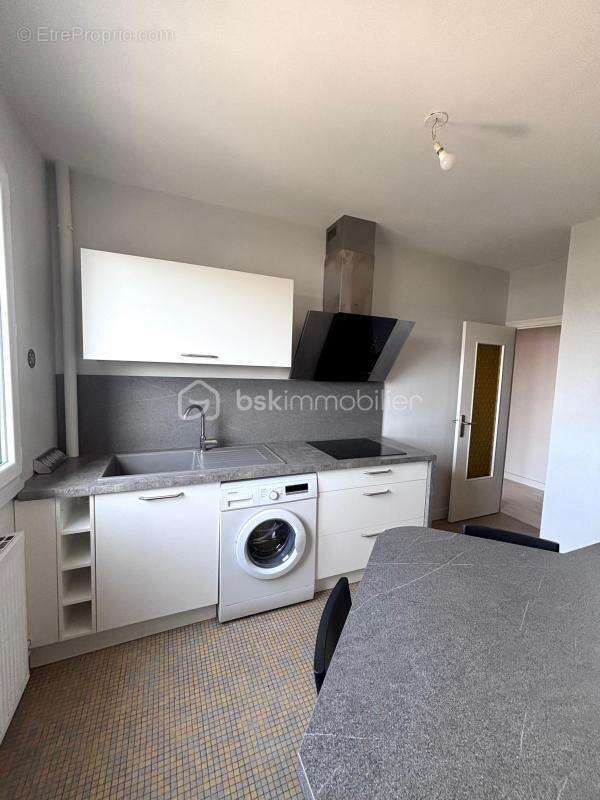 Appartement à SAINT-CYR-SUR-LOIRE