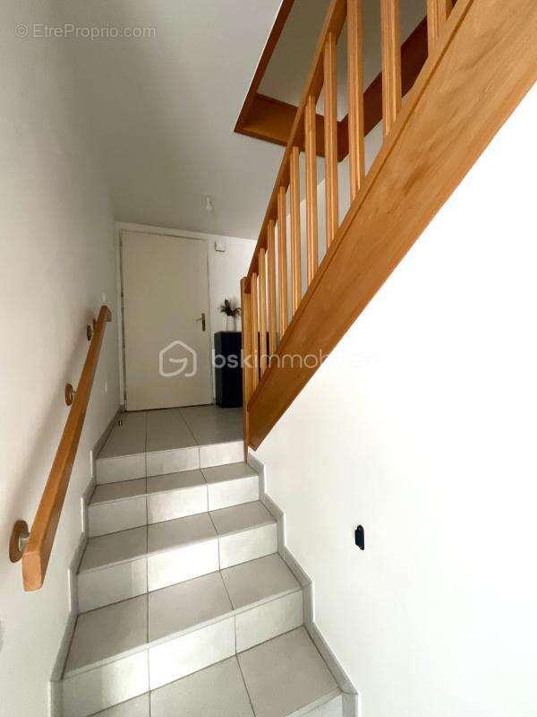 Maison à SAINT-FARGEAU-PONTHIERRY