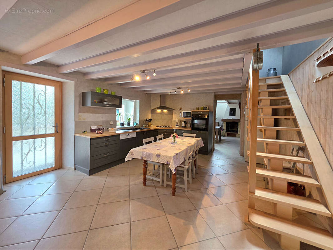 Maison à MARCHES