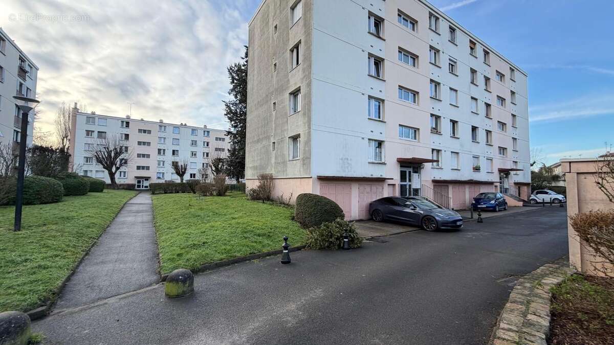 Appartement à NEUILLY-SUR-MARNE