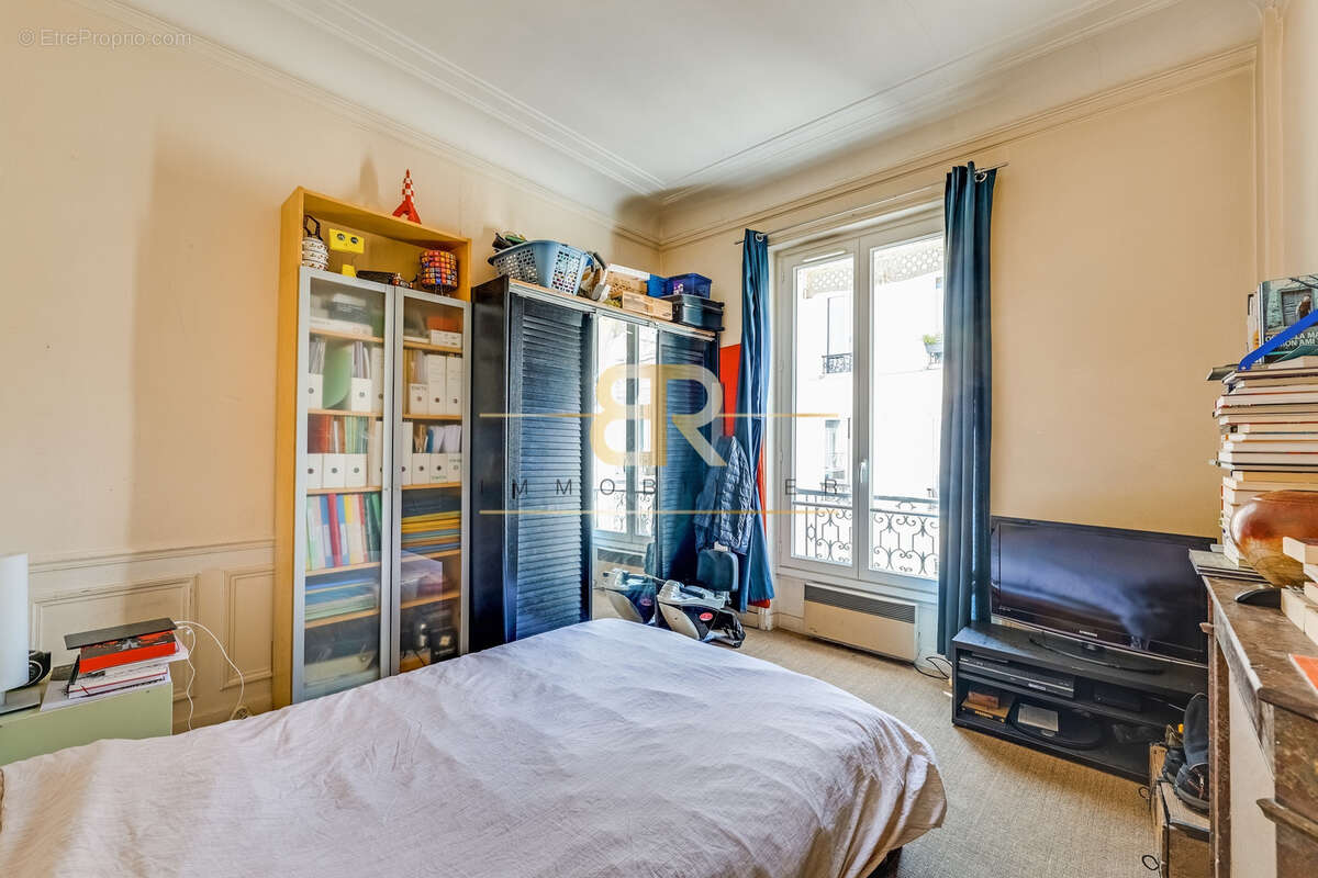 Appartement à PARIS-19E