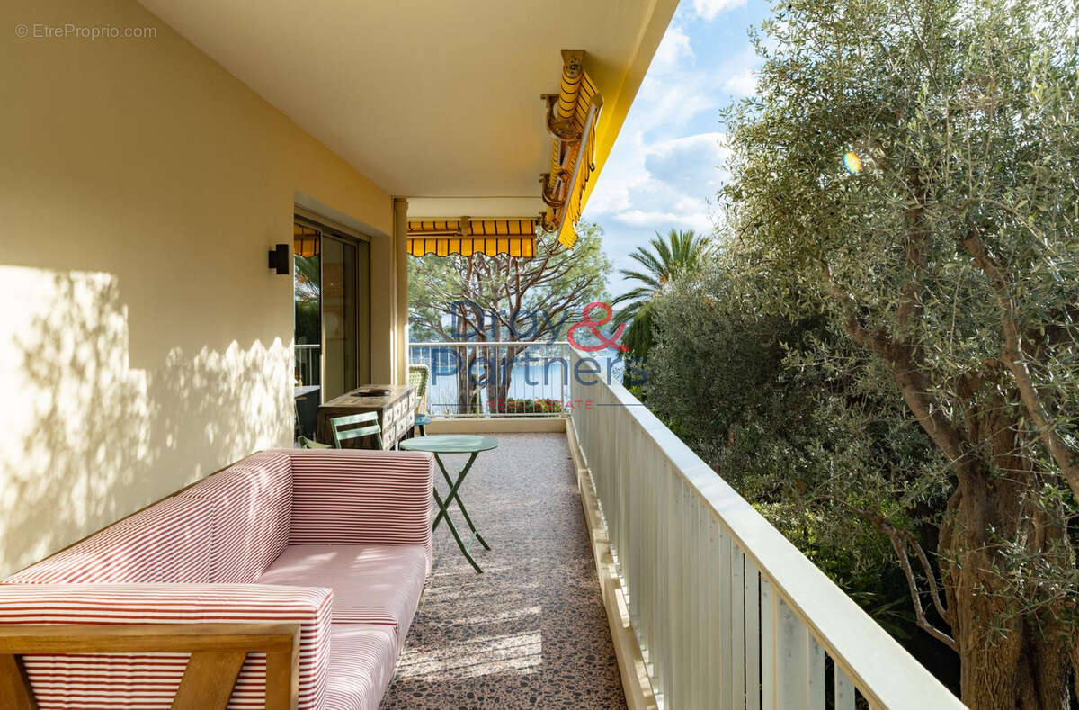 Appartement à VILLEFRANCHE-SUR-MER