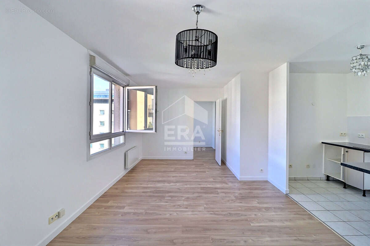 Appartement à SAINT-DENIS