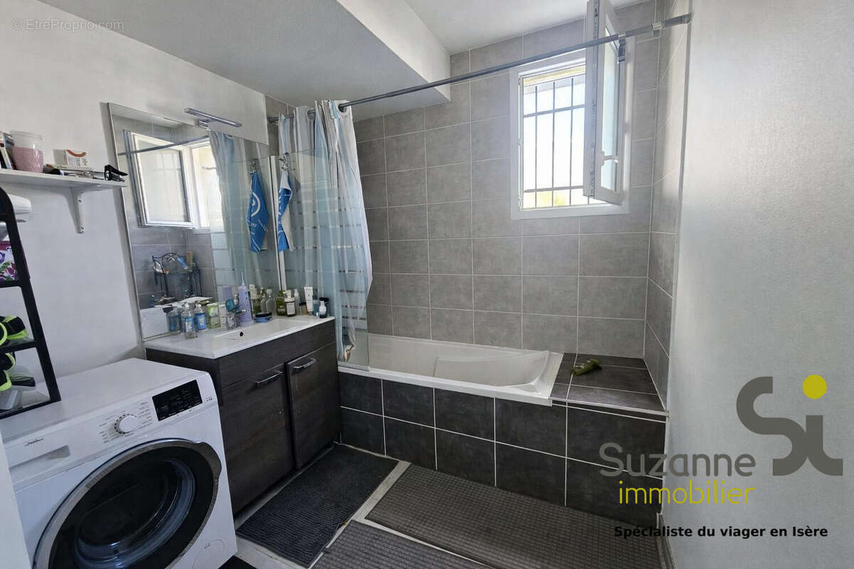 Appartement à ECHIROLLES