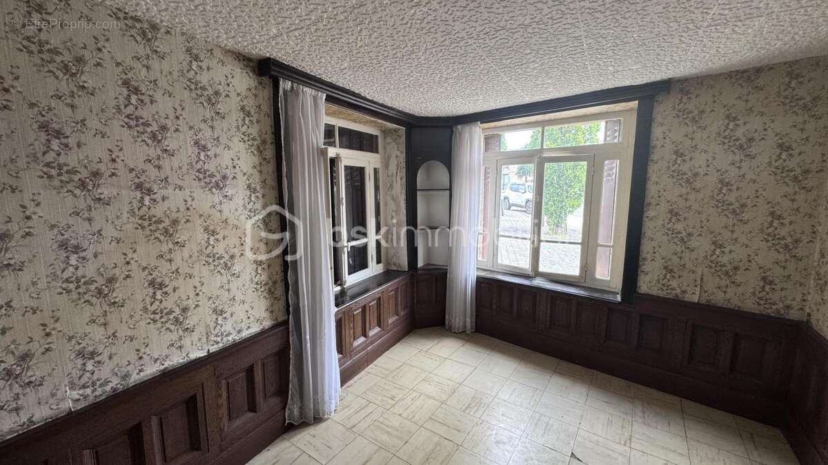 Maison a renover - photo 5