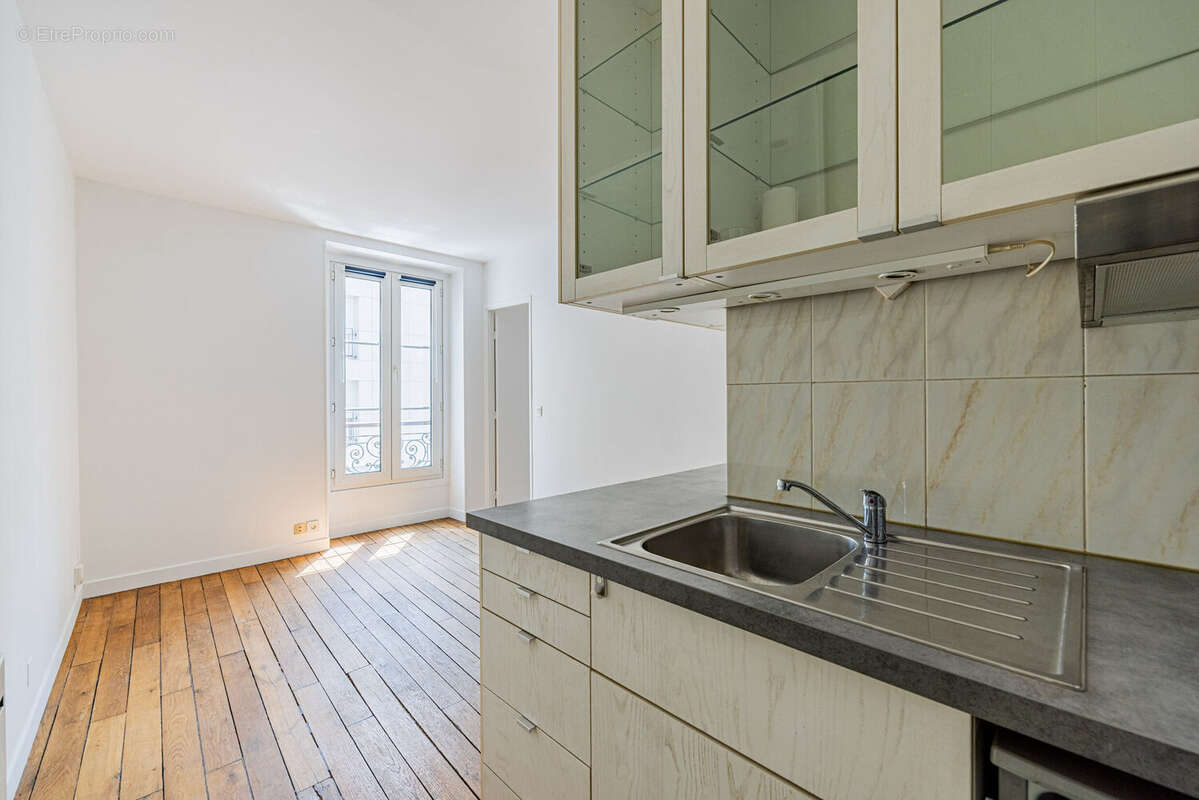 Appartement 26 m² à Paris-11e  - photo 2