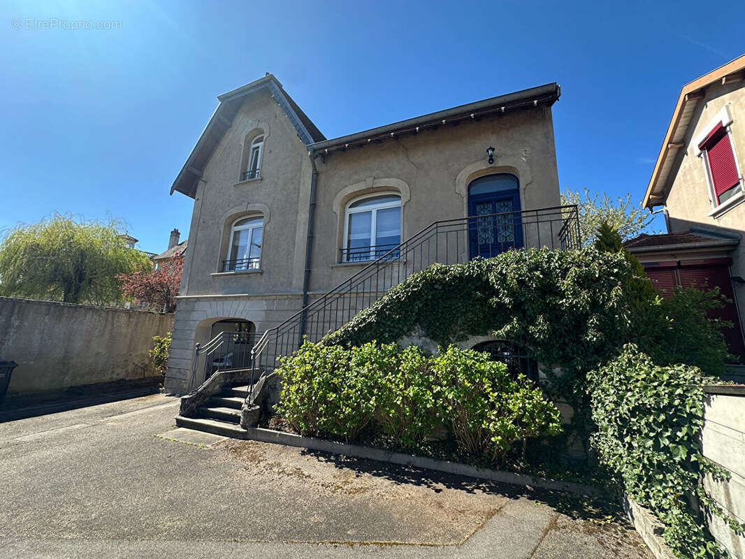 Maison à PAGNY-SUR-MOSELLE