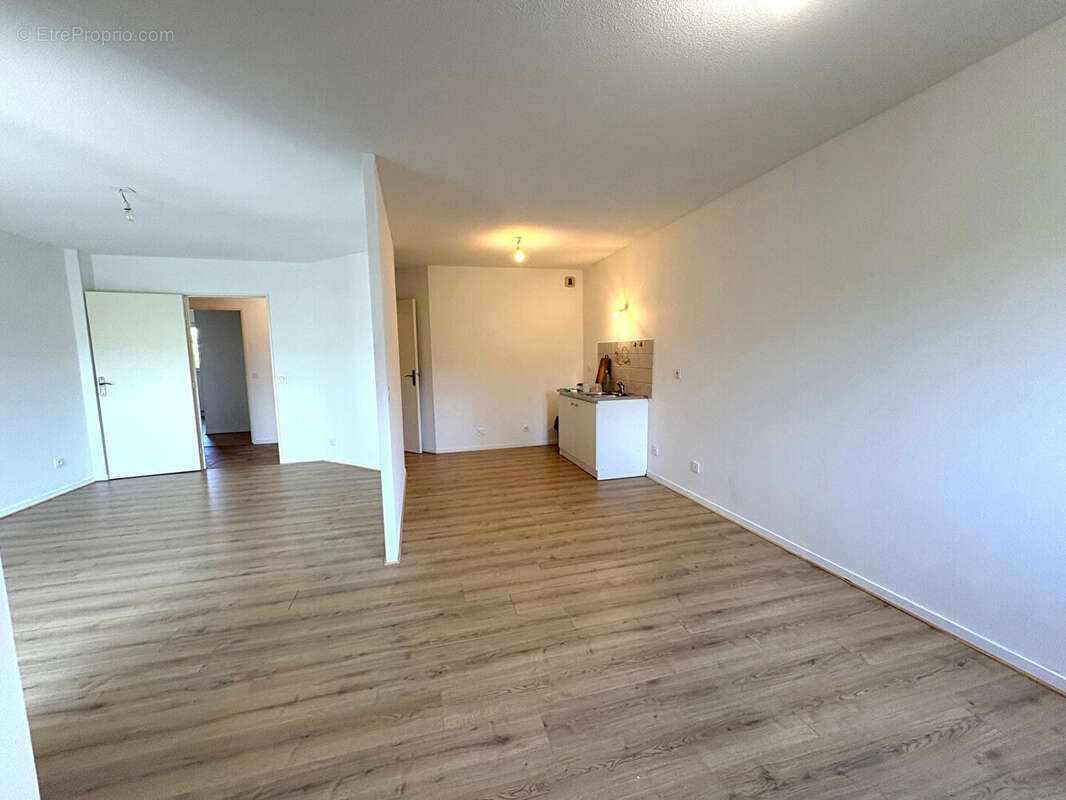 Appartement Eybens 4 pièce(s) 78 m2 - photo 3